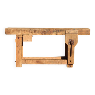 Carpenter's workbench