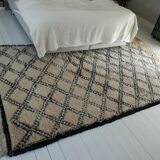 Carpet 335 x 185 cm