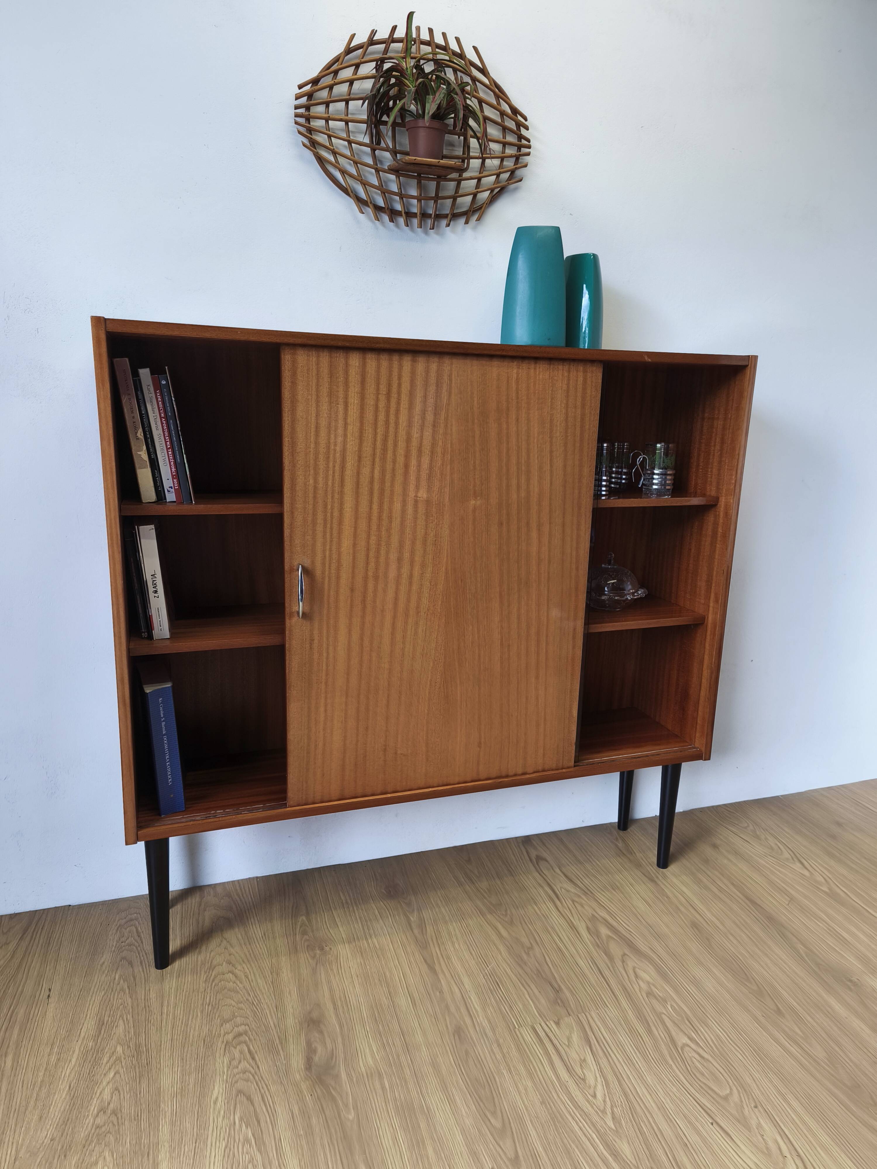 Modernist bookcase, 1970