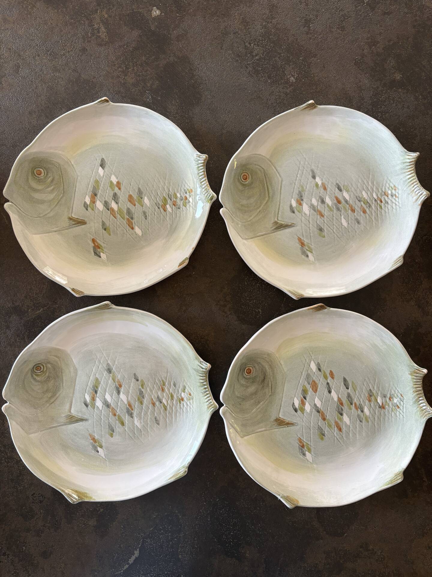 Fish plates signed Guillot - Vallauris