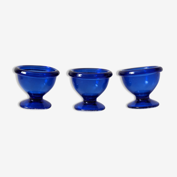 Coquetiers bleu Arcoroc France des années 70 Fabrication Française  Hauteur : 5 cm Diamètre : 5,5 cm