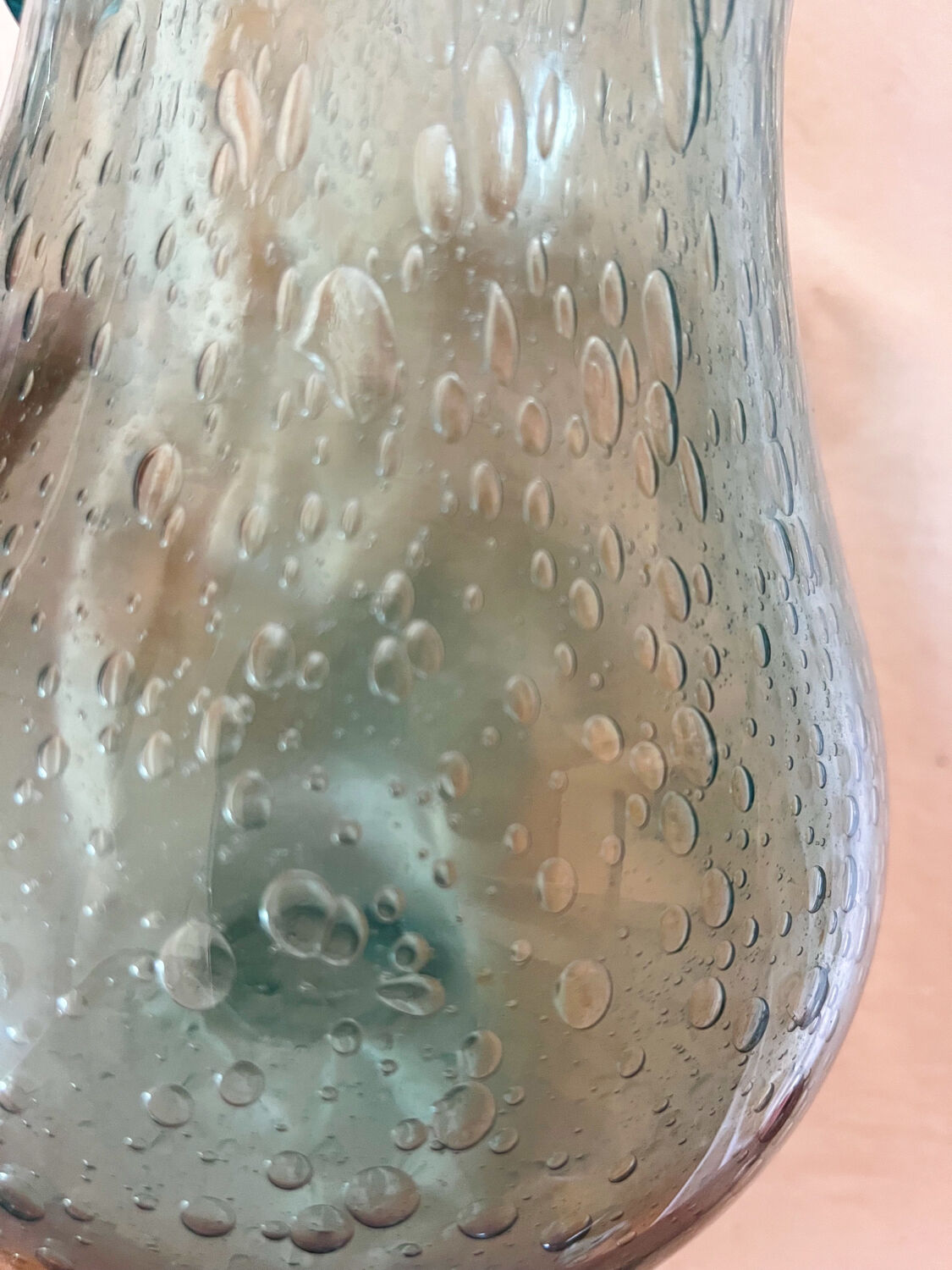 Bubbled glass decanter