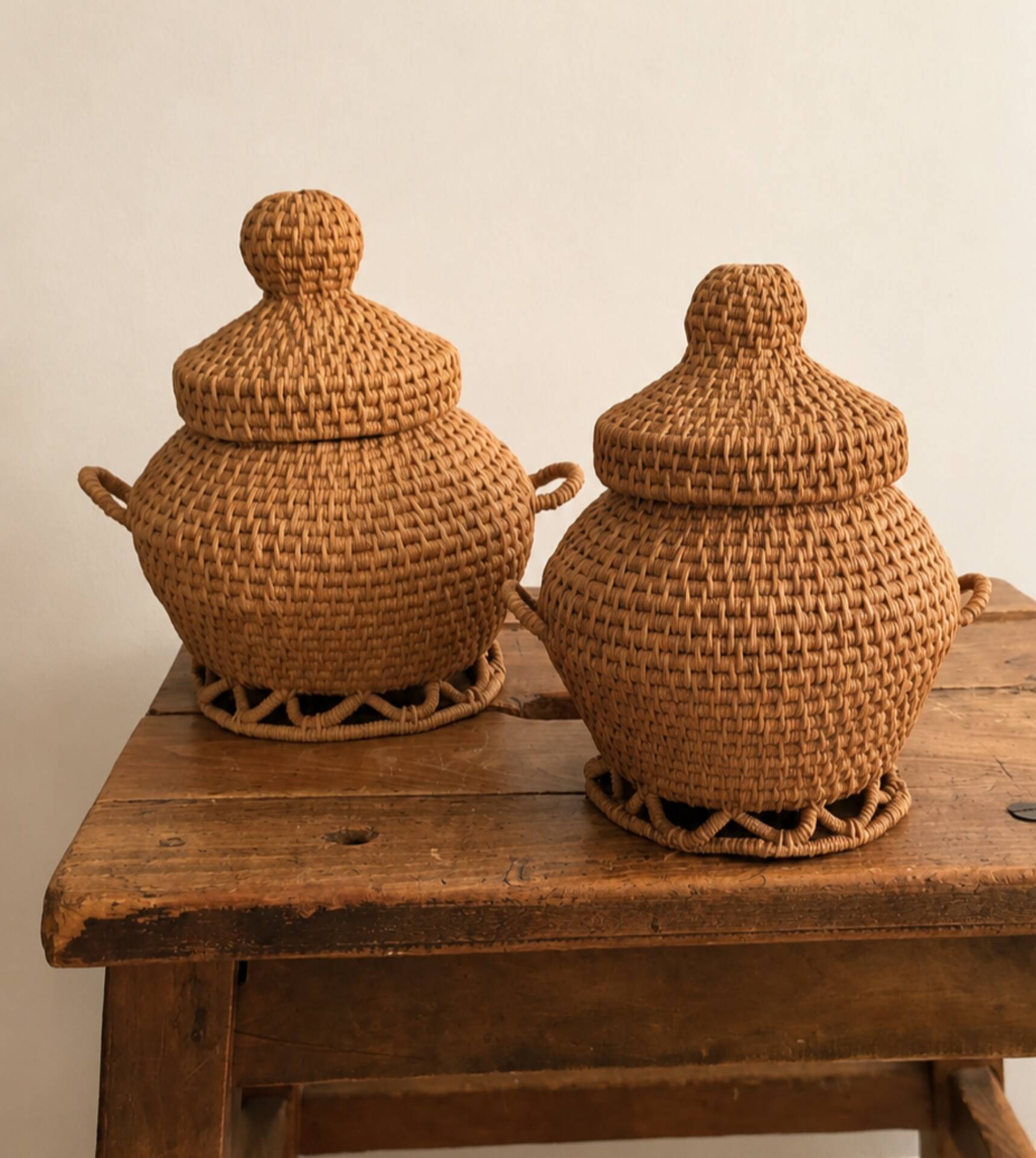Set of vintage baskets in handmade wicker • Decorative pieces