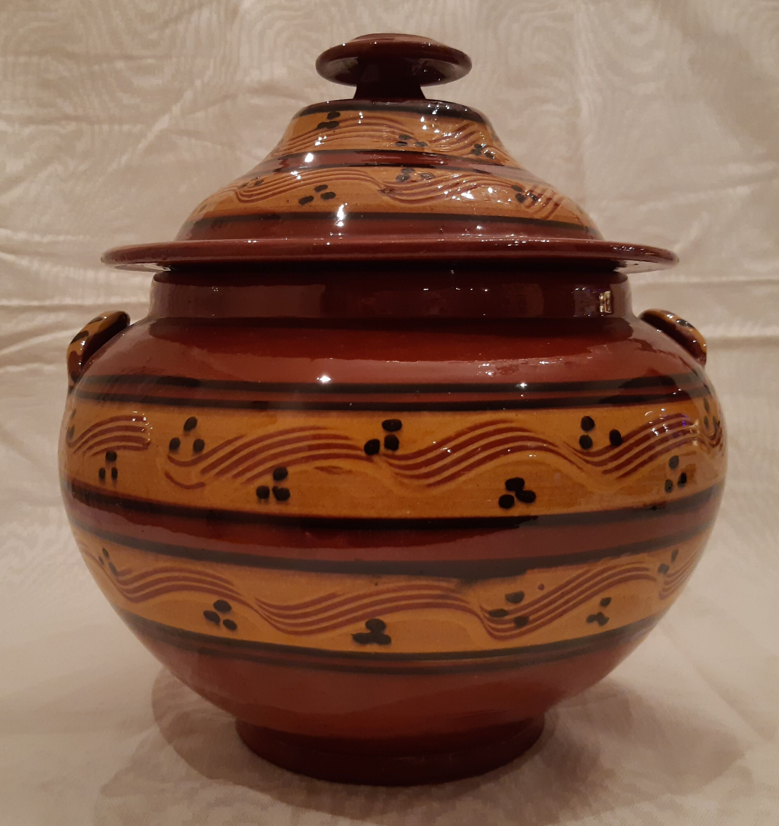 Old glazed terracotta lid jar, 25cm diameter, TBE