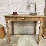 Petite table de ferme en chêne