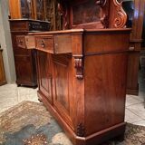 Saint Hubert 19th century sideboard in solid walnut Napoleon III