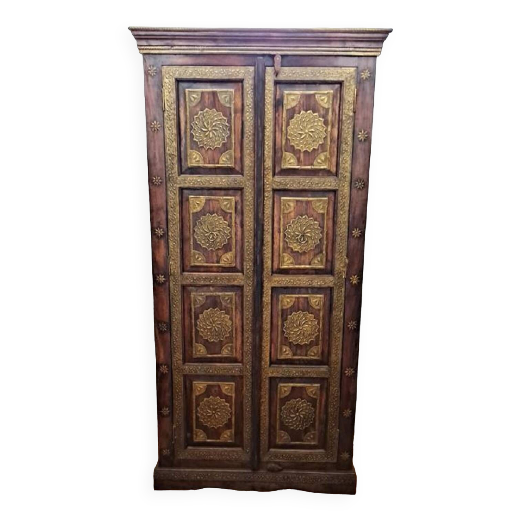 Indian wardrobe, ethnic wardrobe