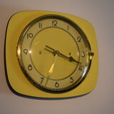 Vintage yellow formica pendulum