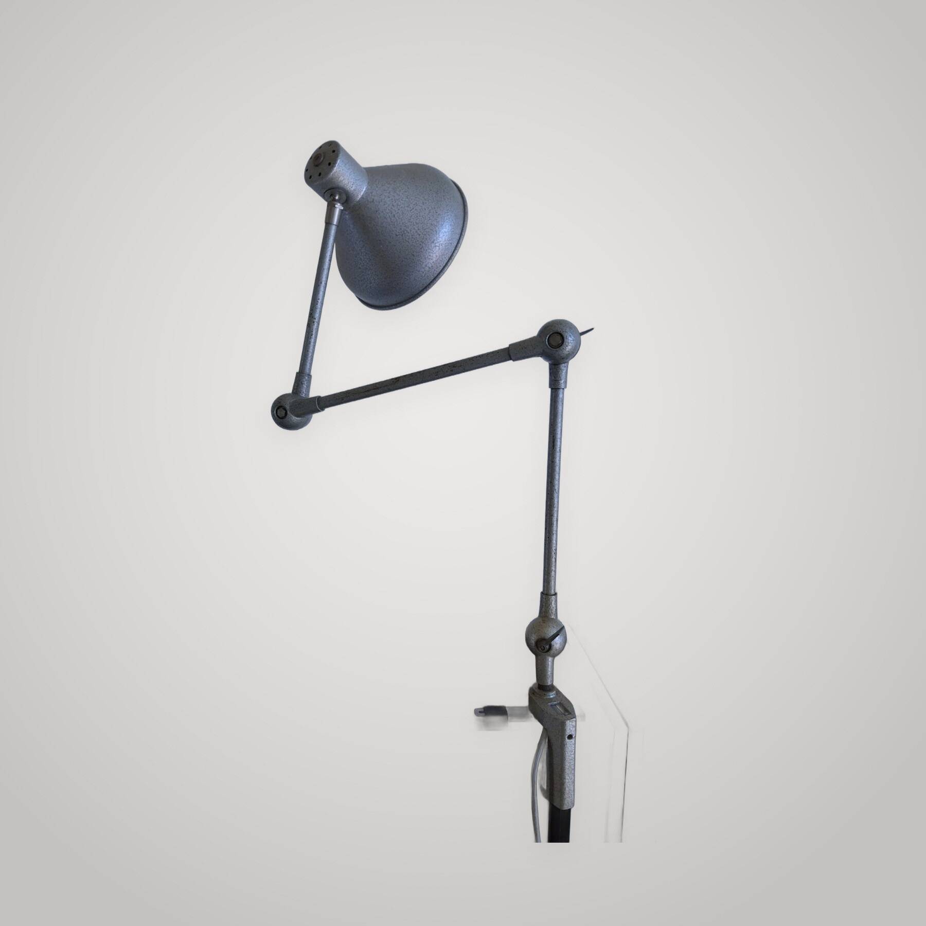 Jielde - Lampe industrielle articulée 3 bras 50'S