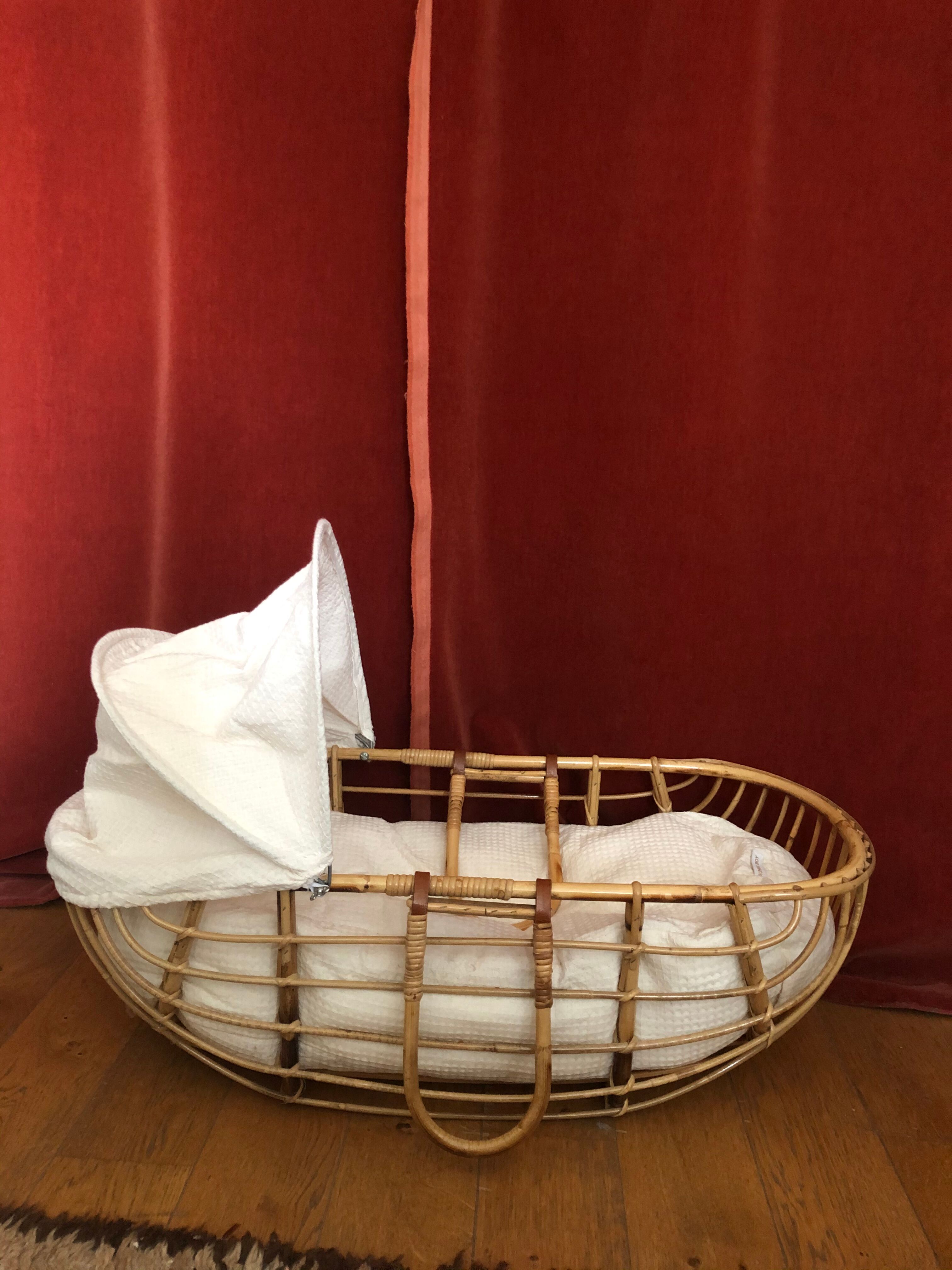 Berceau bébé osier