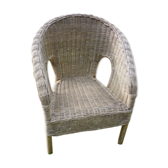 Child chair basket in rattan