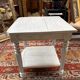 Table d’appoint grise