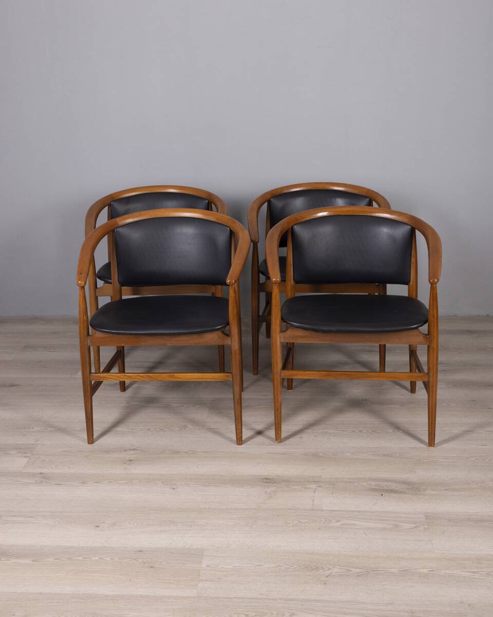Ensemble de 4 chaises vintage en bois et cuir des années 1960 conçues par isa bergamo