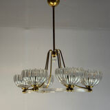 Venetian chandelier in colourless Murano glass and brass, circa 1940.