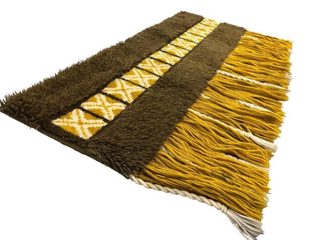 Vintage rug ochre yellow - brown / floor rug / wall tapestry