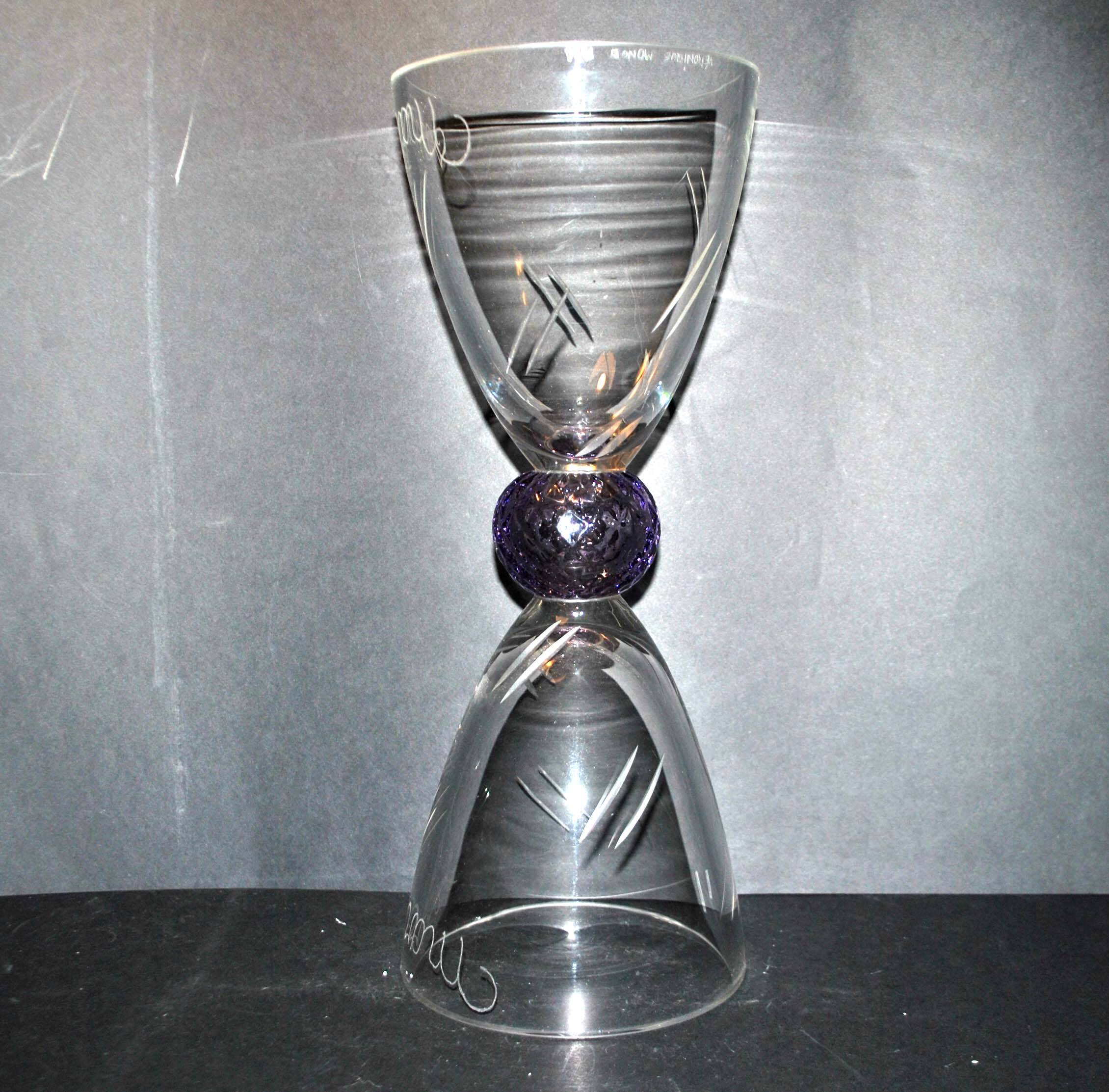 Chalice cup in engraved blown glasses signed Véronique Monod 1994 Contemporary glassmaker Biot