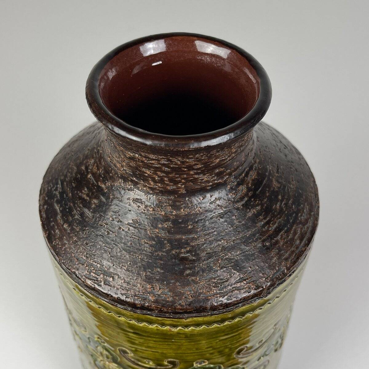 Vintage ceramic vase by Aldo Londi for Bitossi, Italy, 1970s.