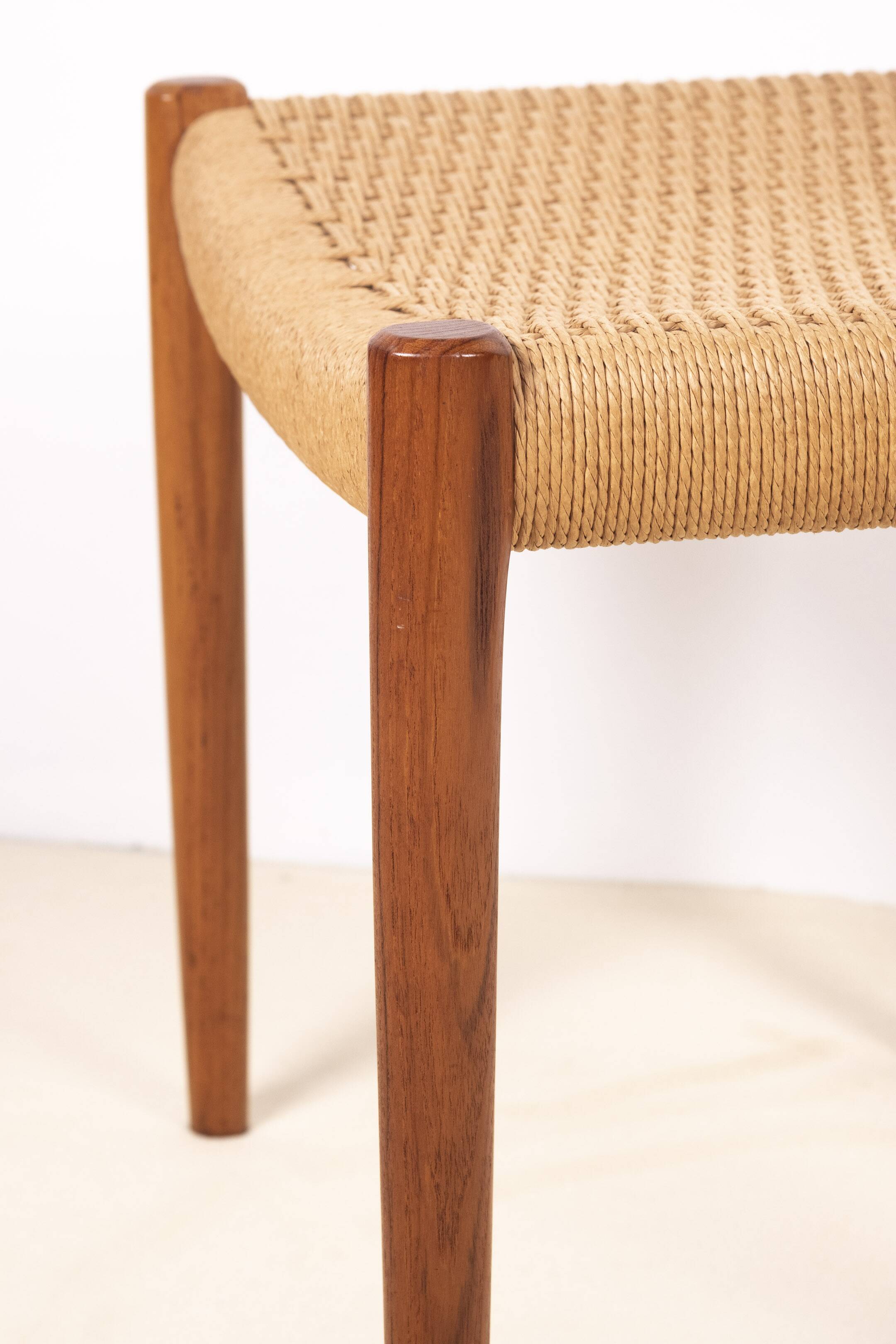 Tabouret Niels O. Møller Modèle 80a en Teck, Danemark des années 1960