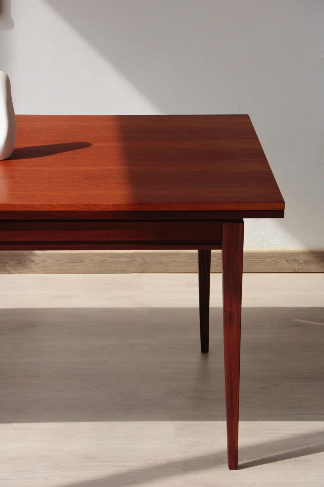 Vintage teak and afromosia dining table – extendable Scandinavian design