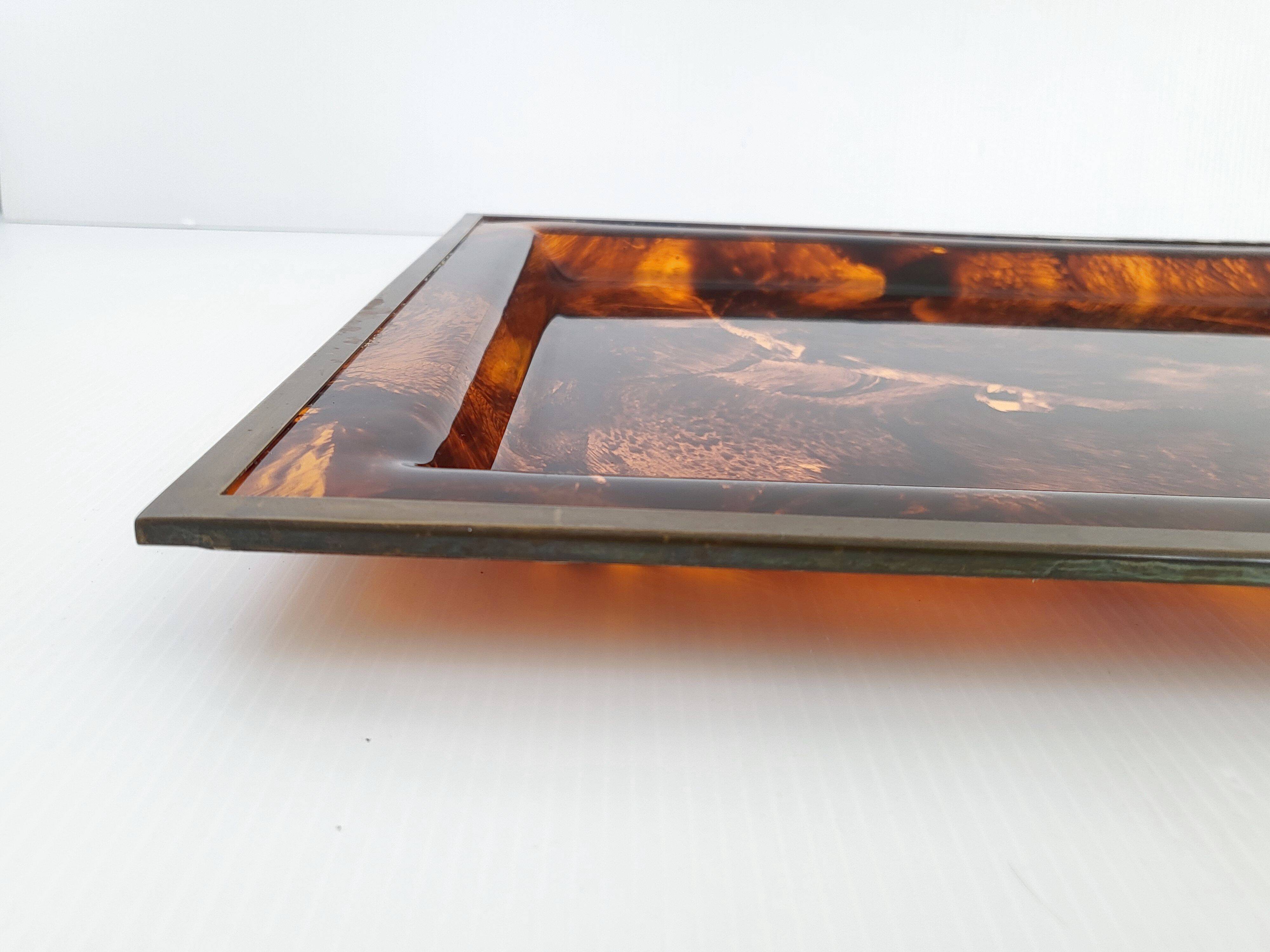 Vintage plexiglass tray 1970