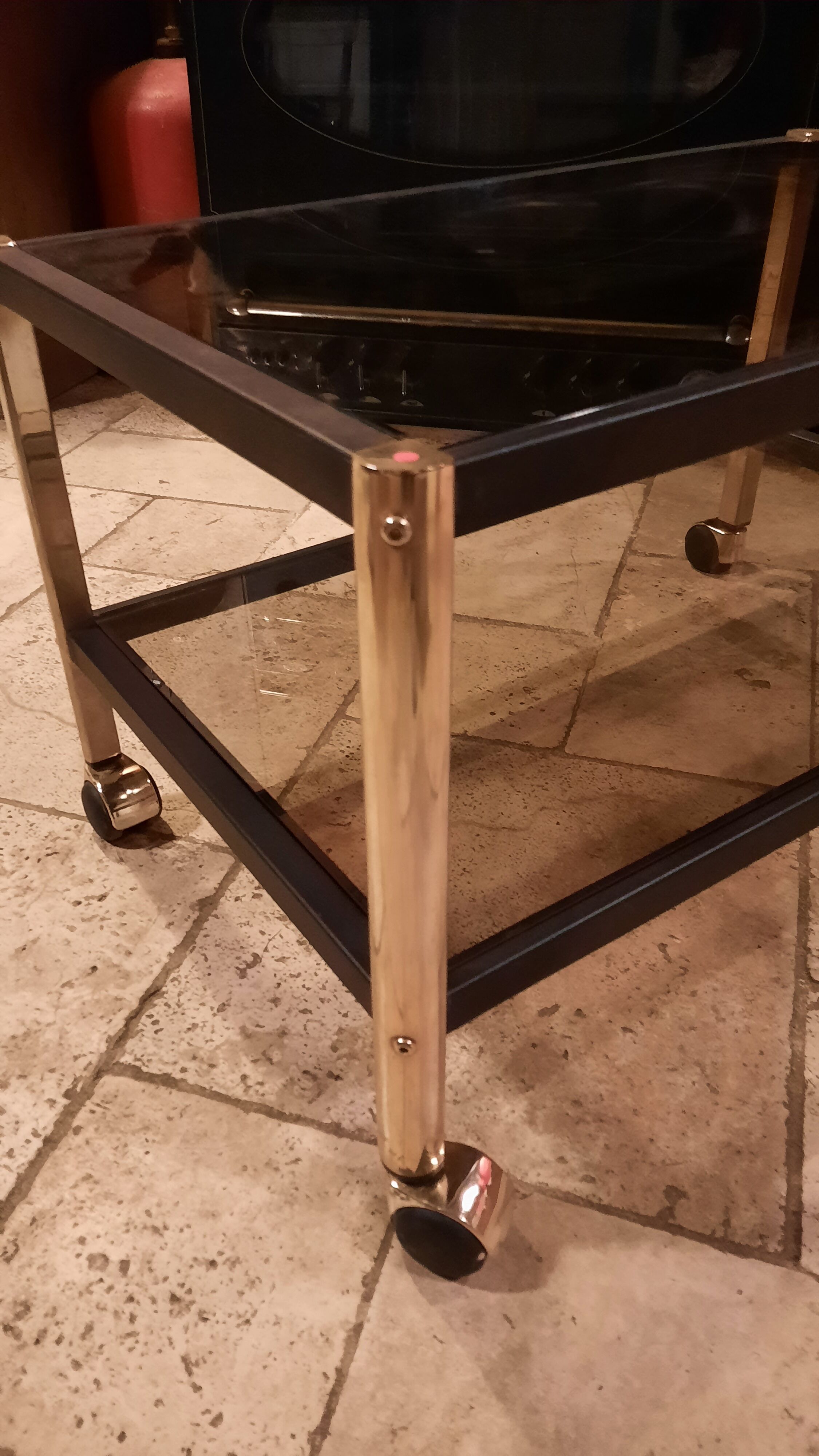 Metal roulette living room table