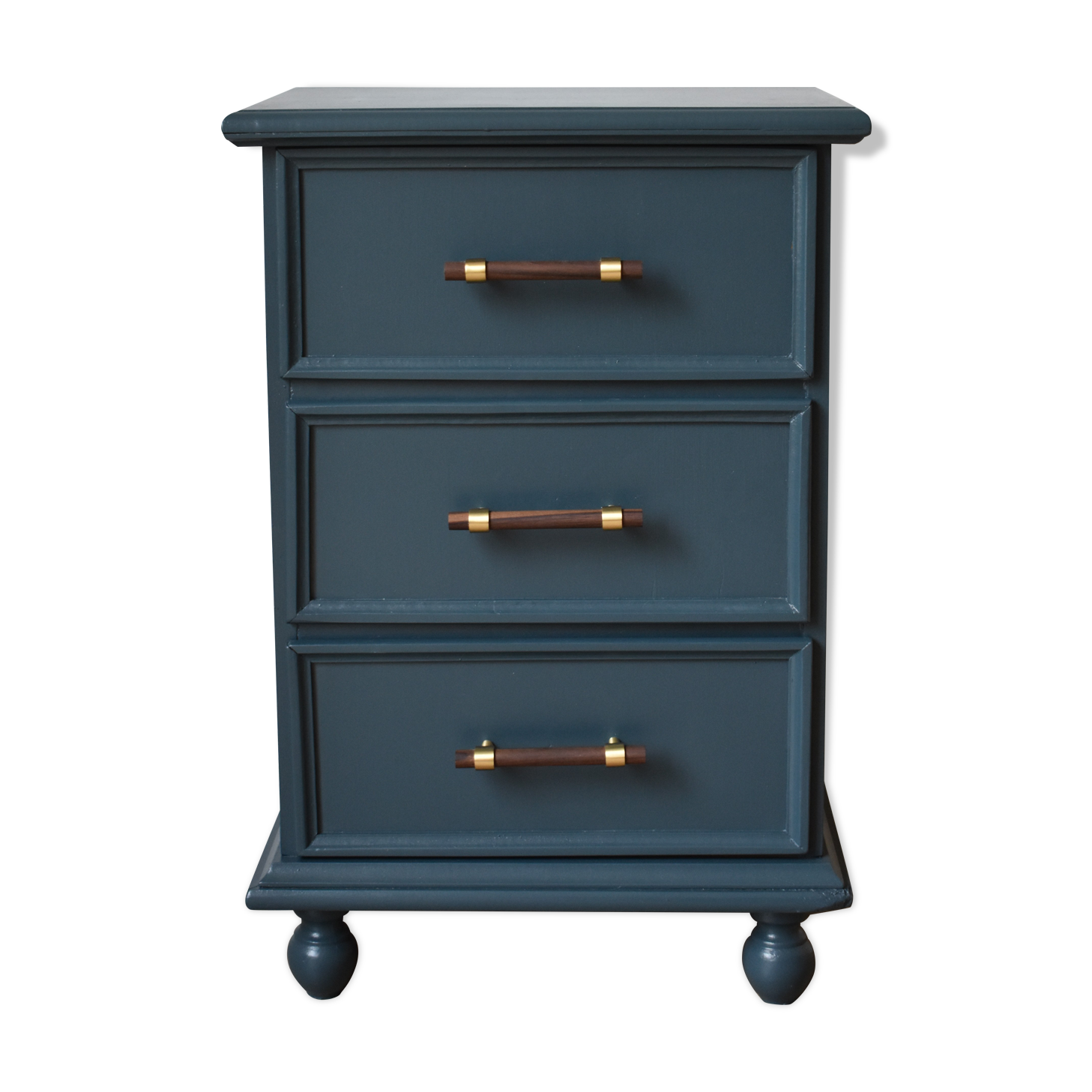 Chest of drawers three drawers