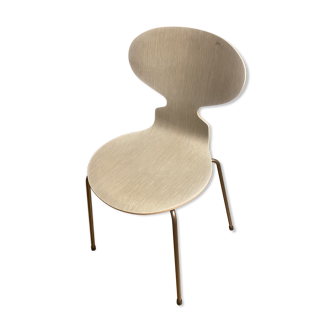 Ant chair by Arne Jacobsen for Fritz Hansen