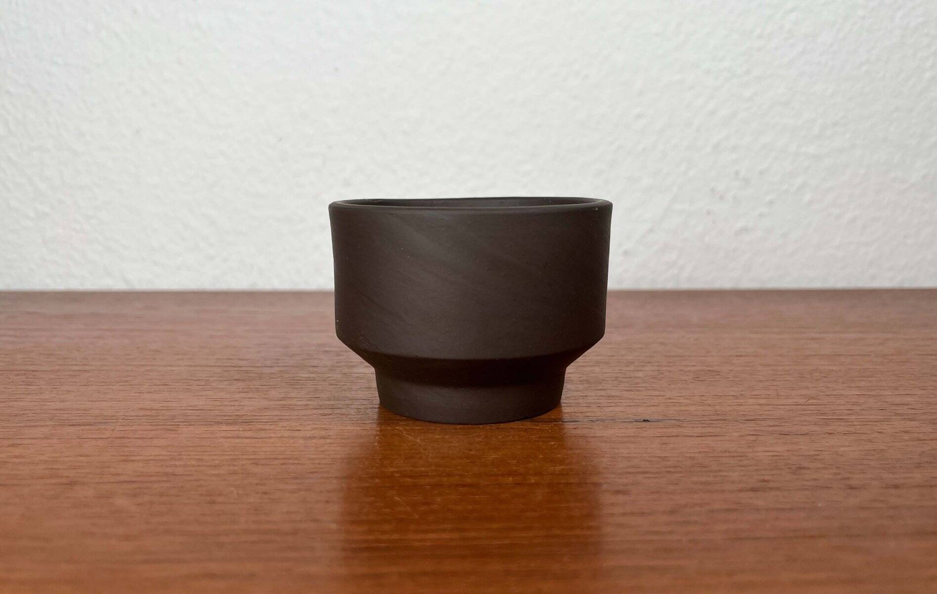 Mid-Century Modern German Studio Pottery Minimalist Vase from BKW Böttger Keramik Wandsbek, Hamburg, 1960s