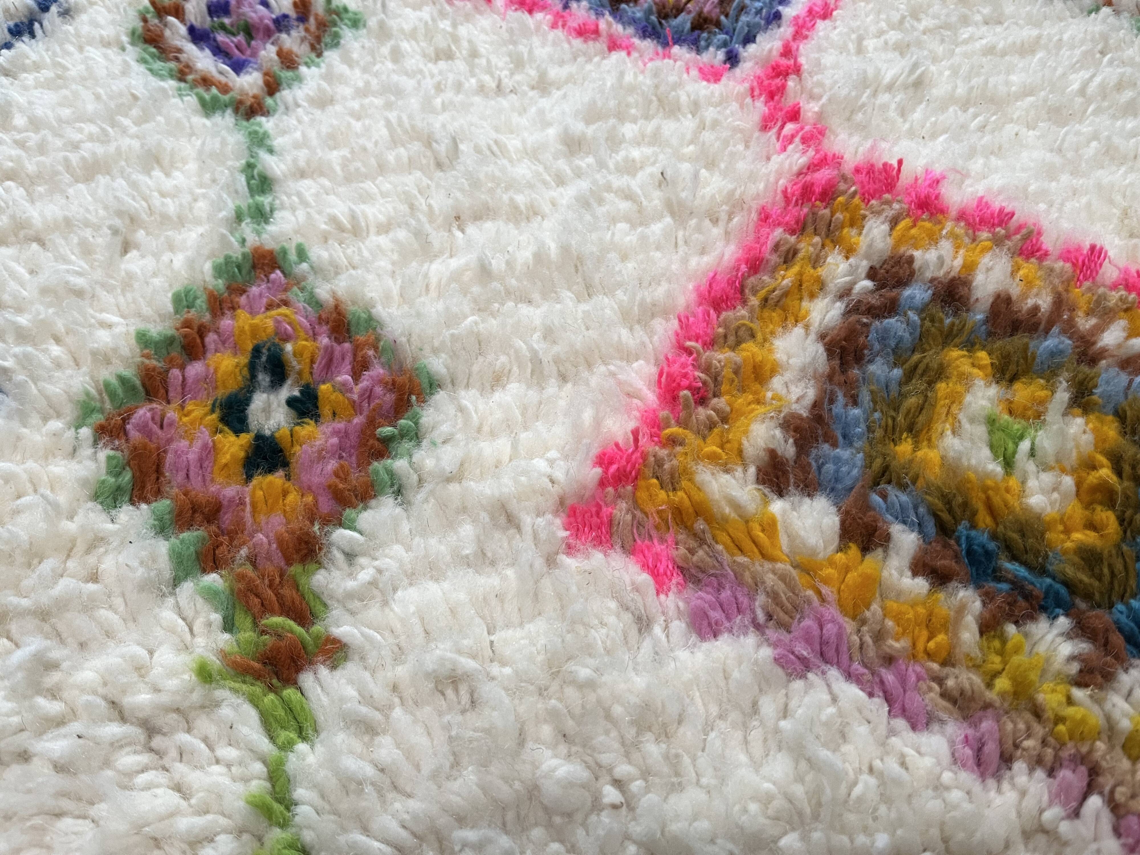 Moroccan azilal carpet 105x170 cm