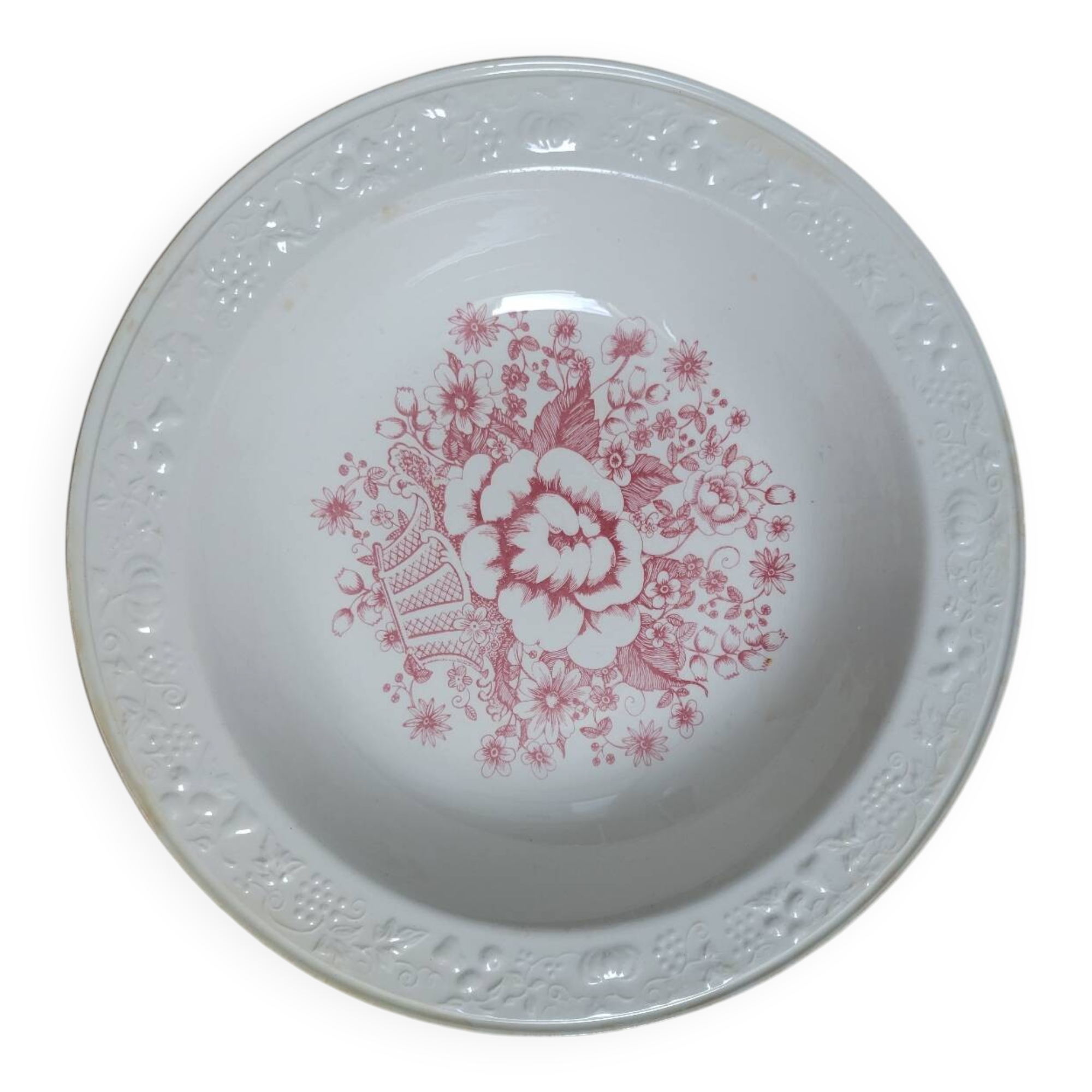 Deep dish with Sarreguemines bouquet