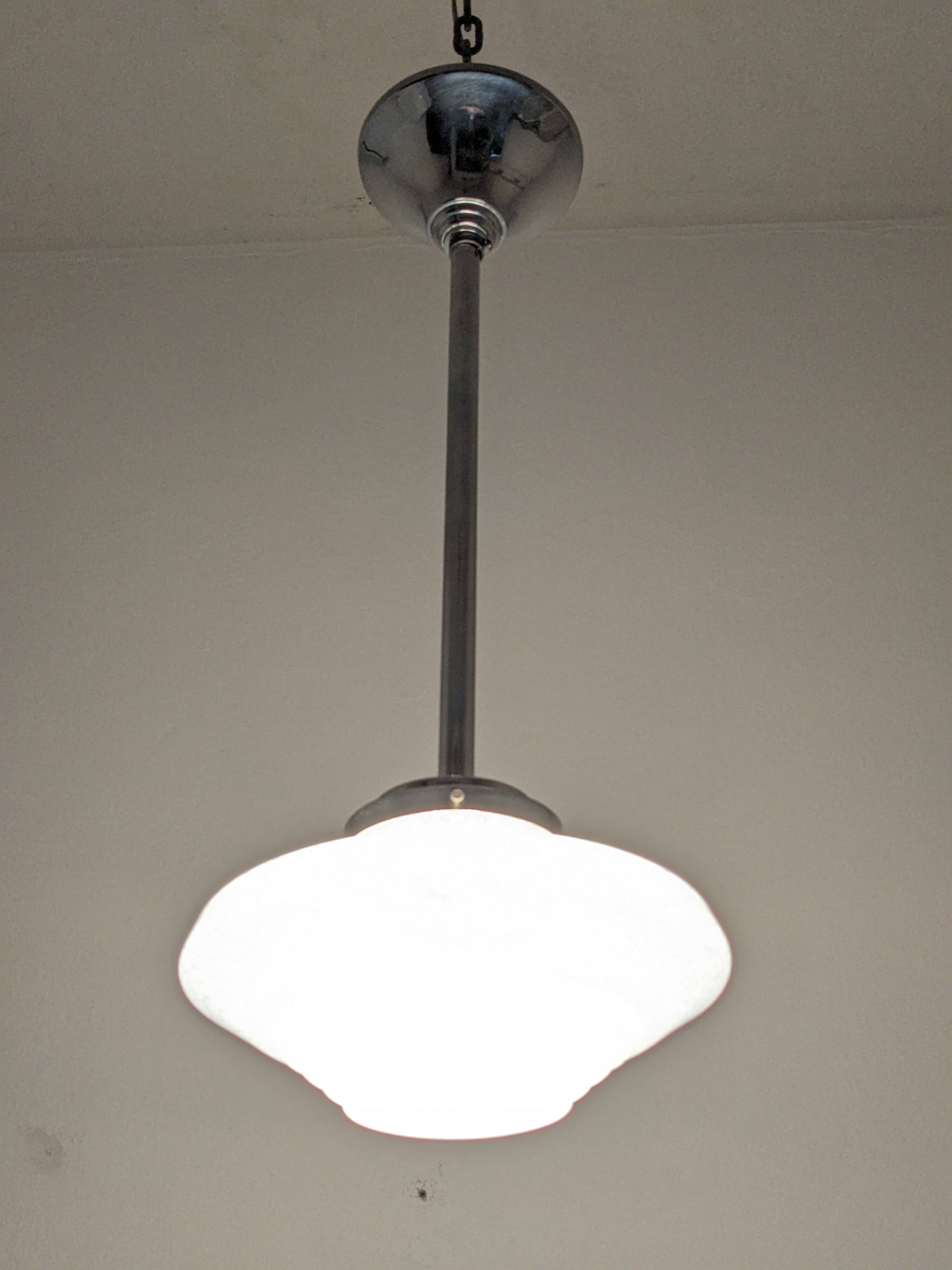 Art Deco glass suspension from Clichy, speckled white, France circa 1920.