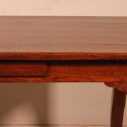Louis XV table in oak, late 18th century.