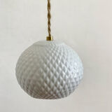 White opaline suspension