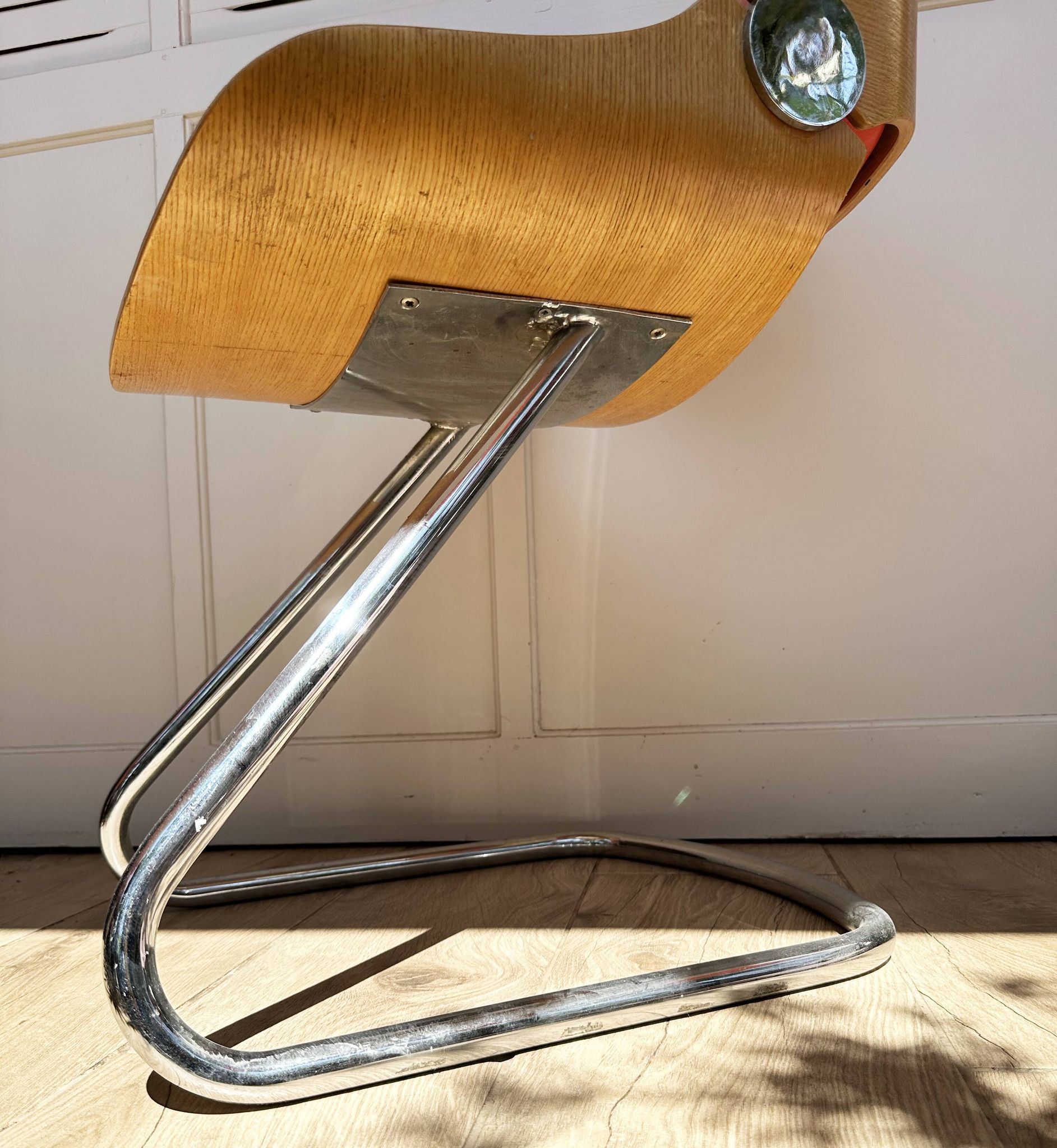 Suite of four space age chairs, 60s