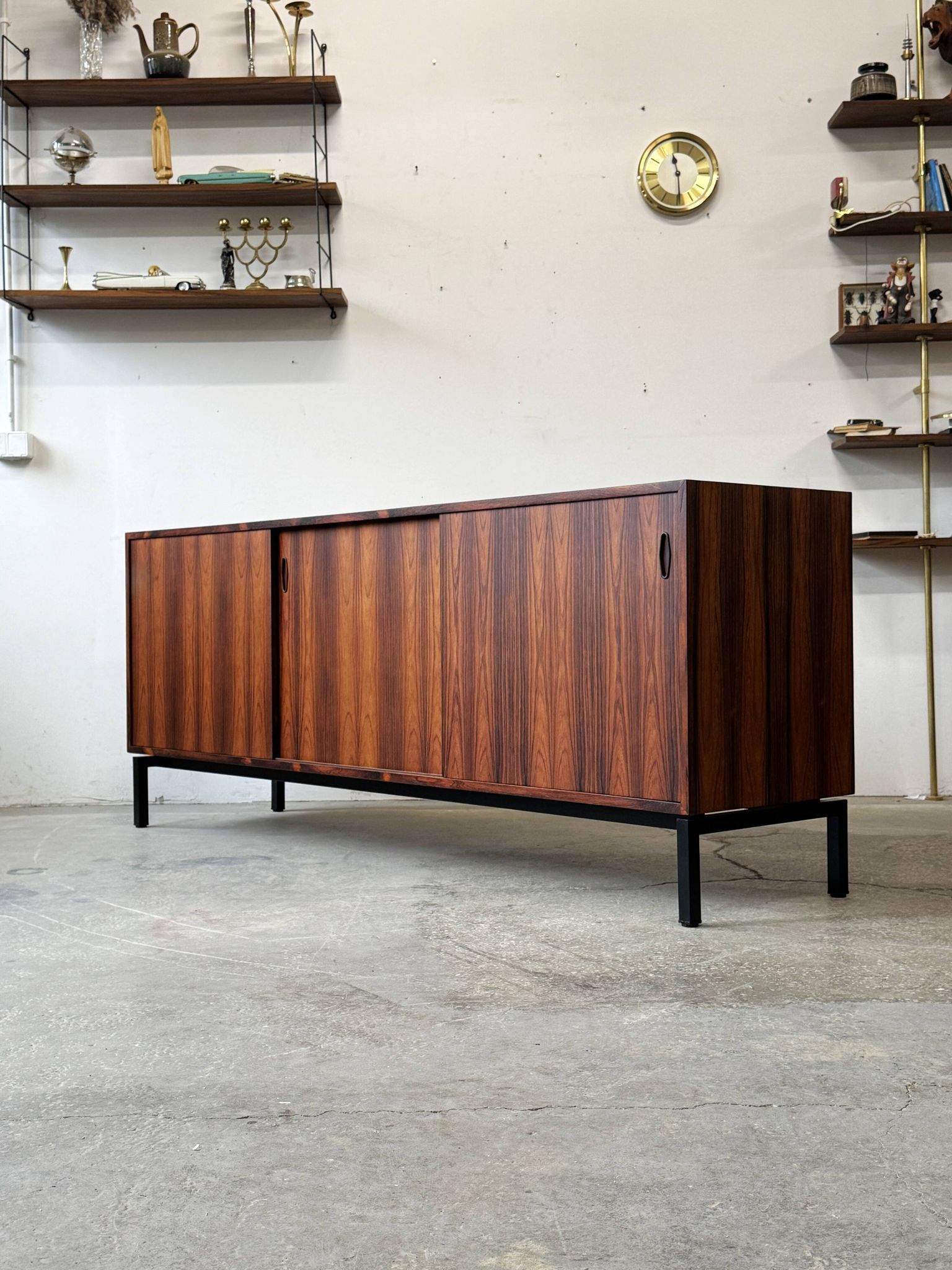 Lowboard Rosewood Chest of Drawers, Denmark 1960s/1970s, mid-c, vntg