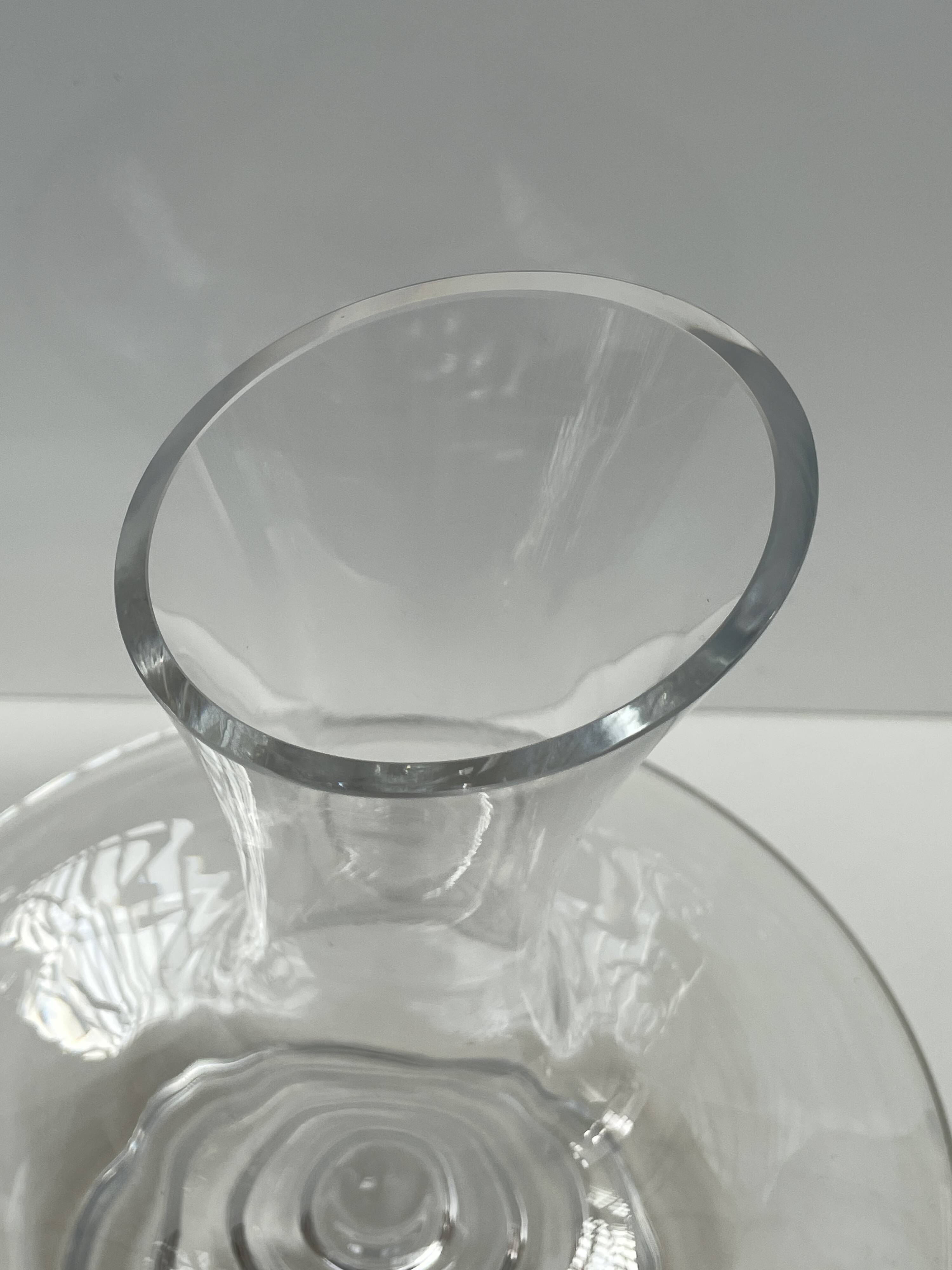 Designer glass decanter – organic shape – contemporary style
