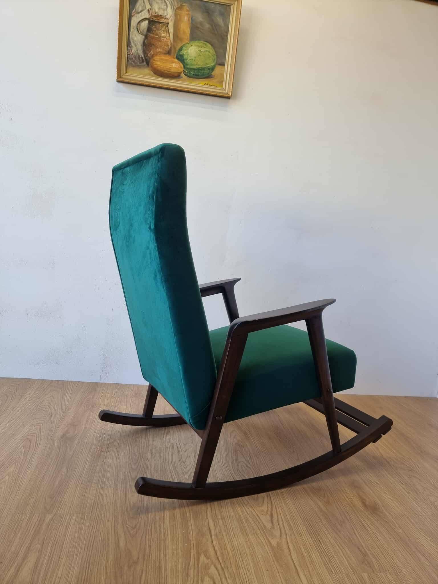 Chaise à bascule vintage des années 50.