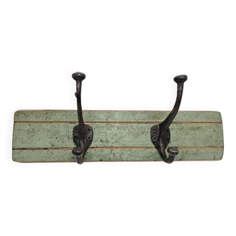 Solid teak coat hook with 2 double cast iron hooks