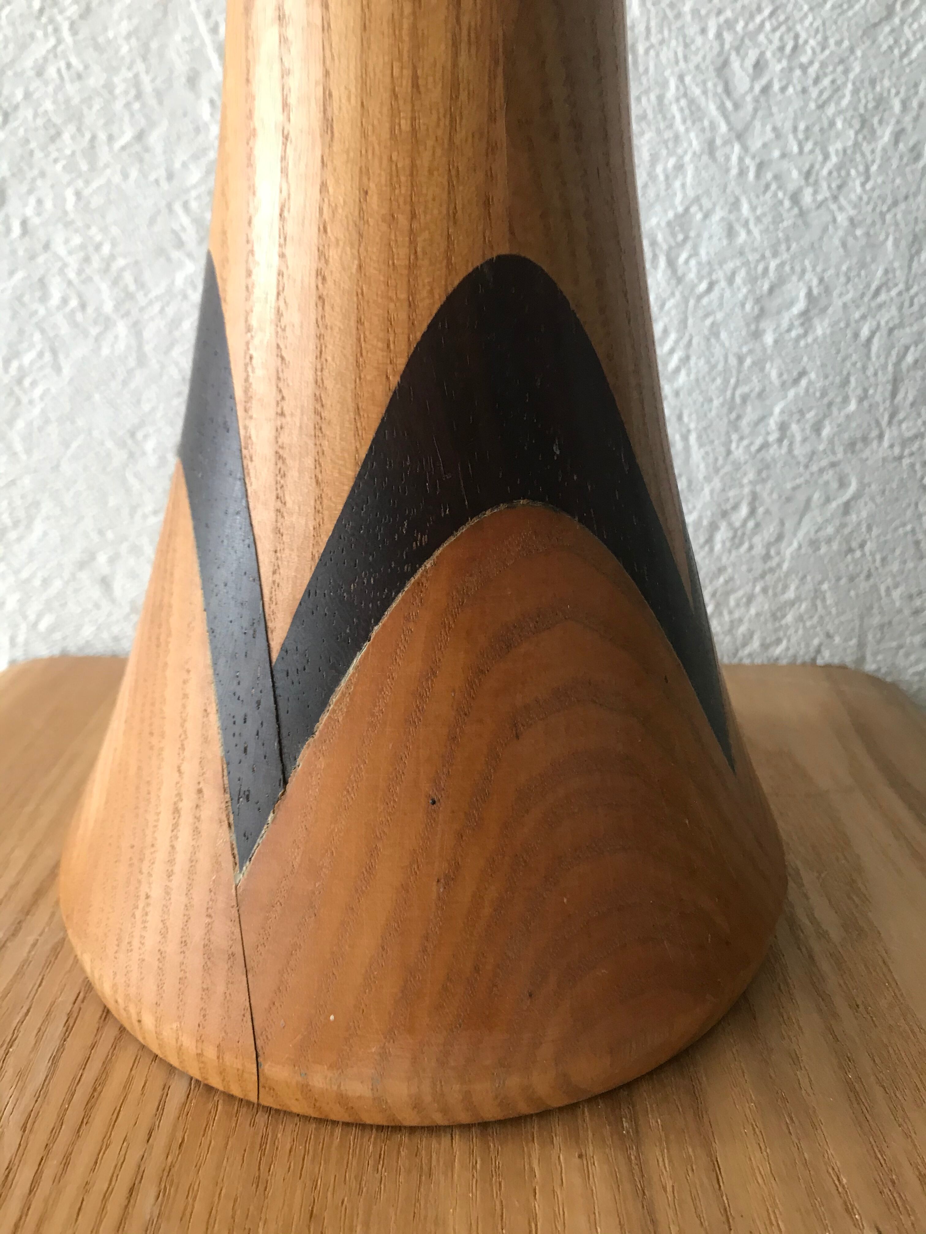 Wooden lamp foot
