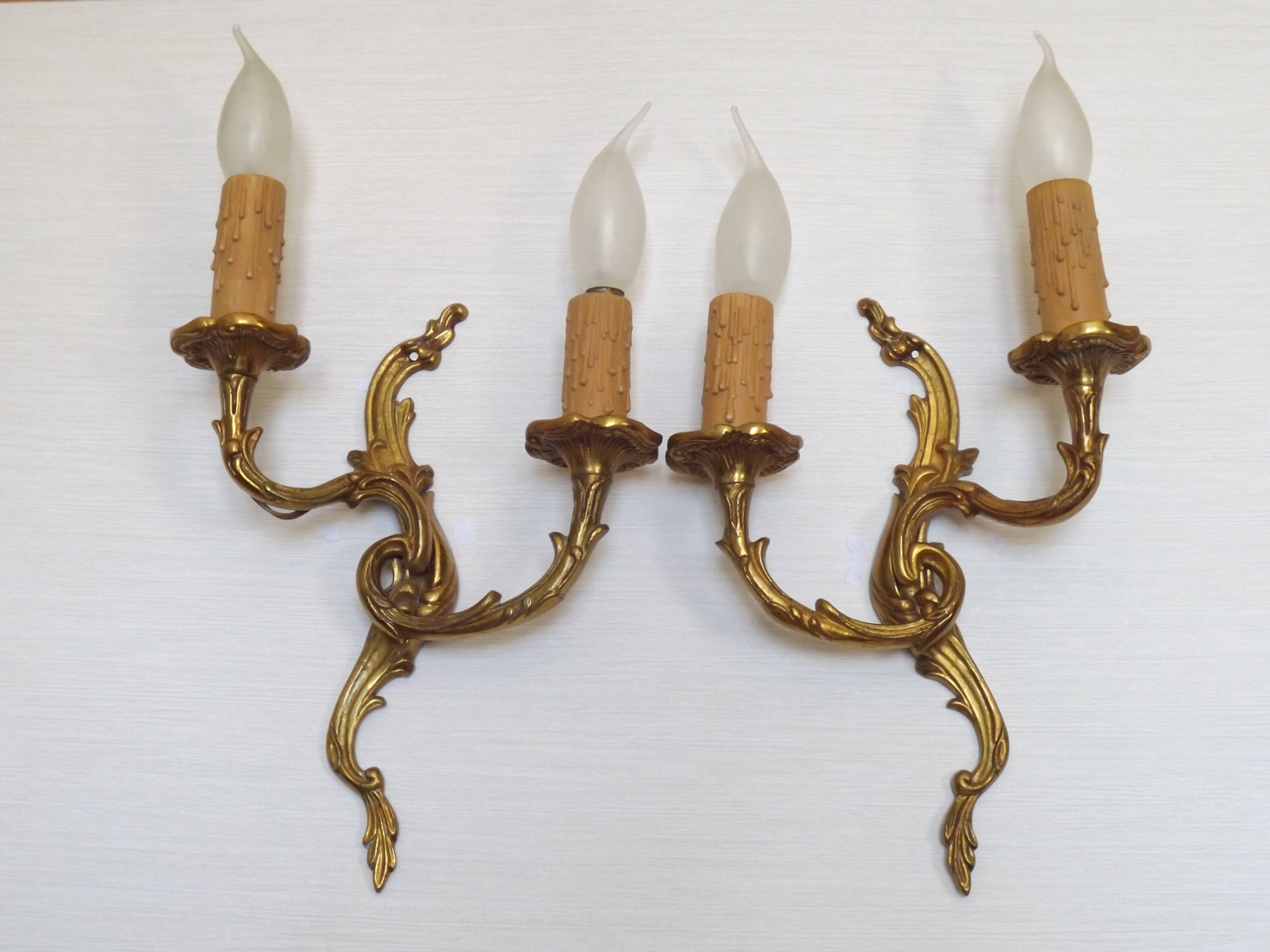 Pair of Elegant French Bronze Opposite Acanthus Leaf Double Wall Sconces