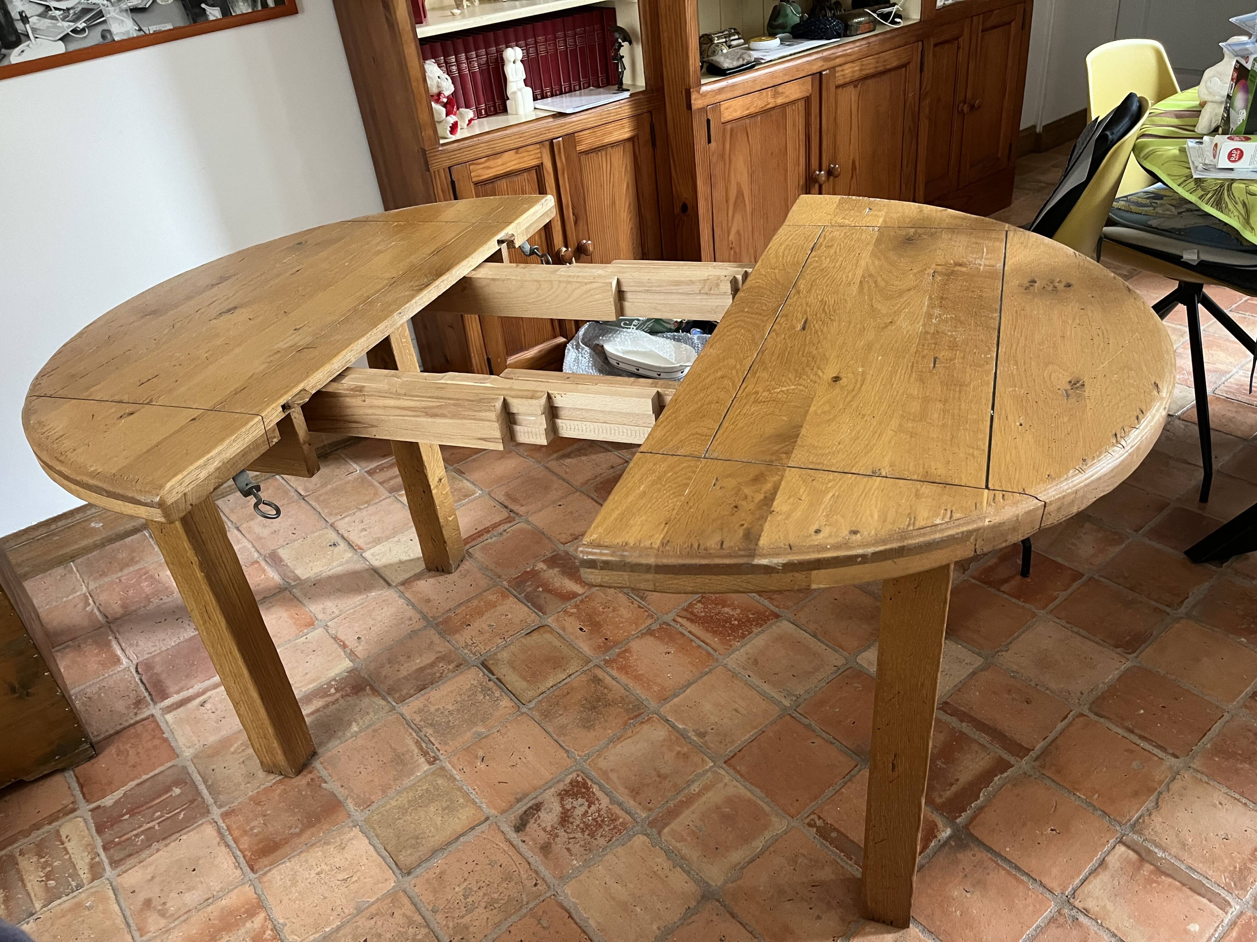Round solid wood table