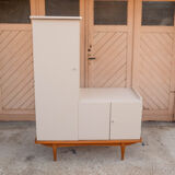 Asymmetrical cabinet