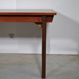 Extendable dining table in 1970 teak