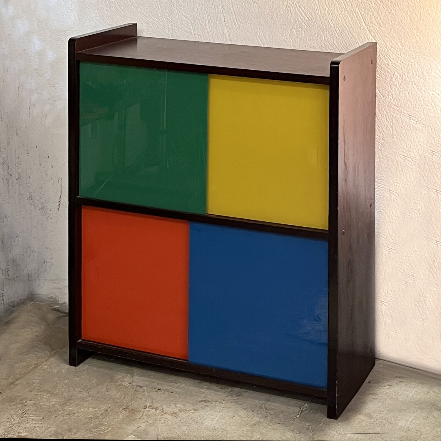 Modernist library of the 60s