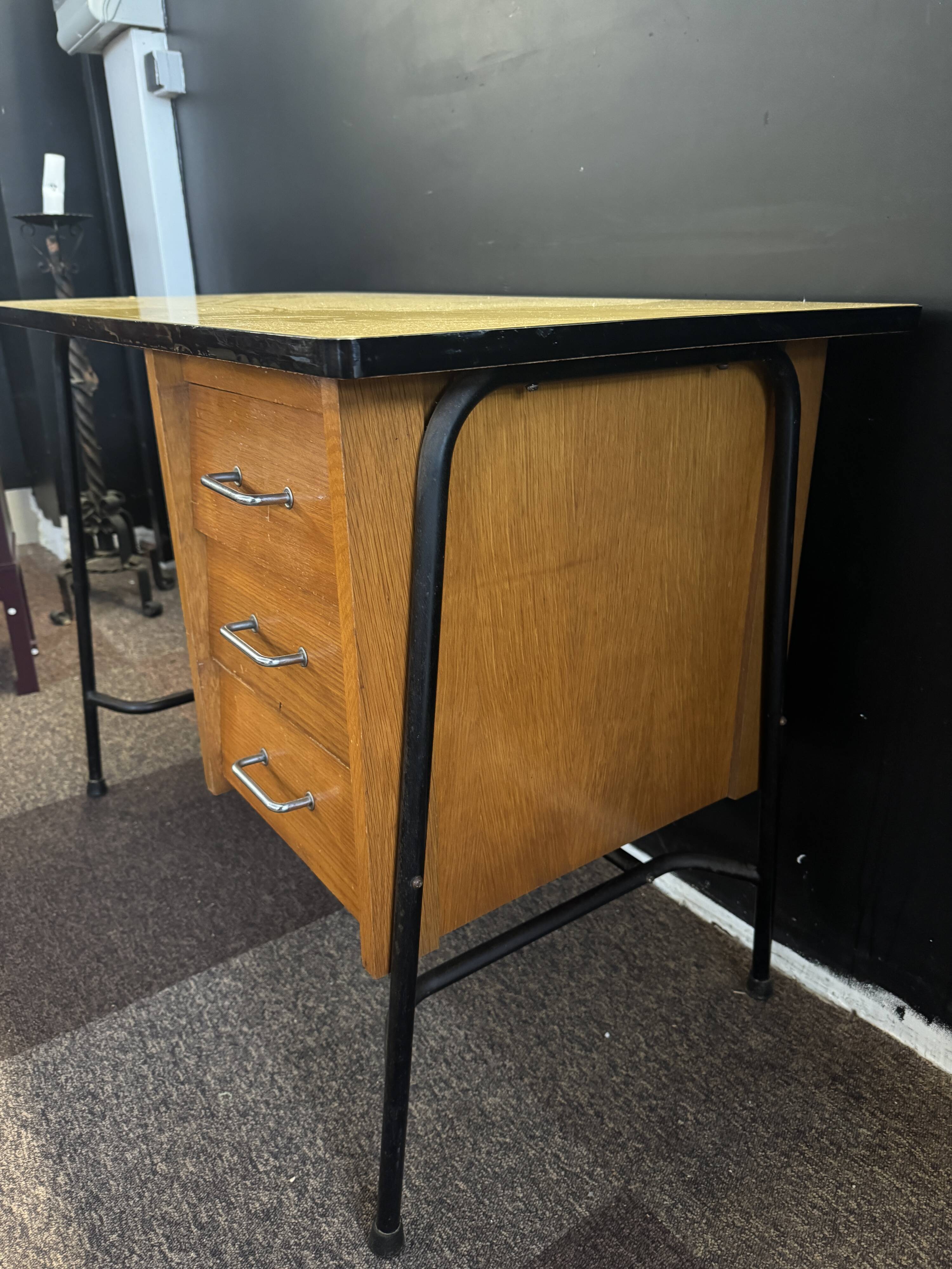 Industrial desk with 3 drawers