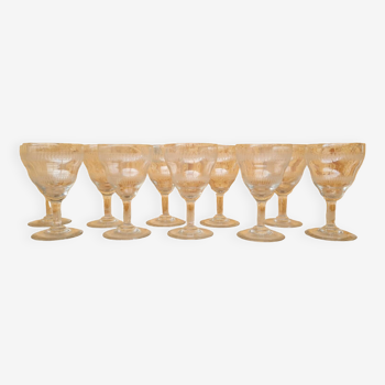 Service of 10 chiseled crystal wine glasses