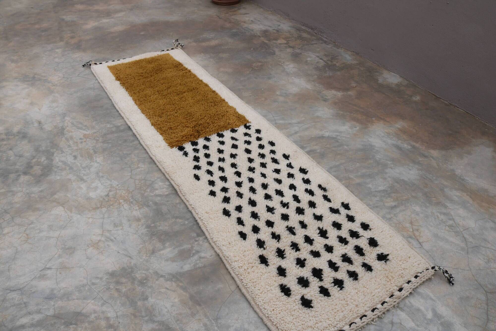 Handwoven coloured wool rug, 265 x 70 cm - R319