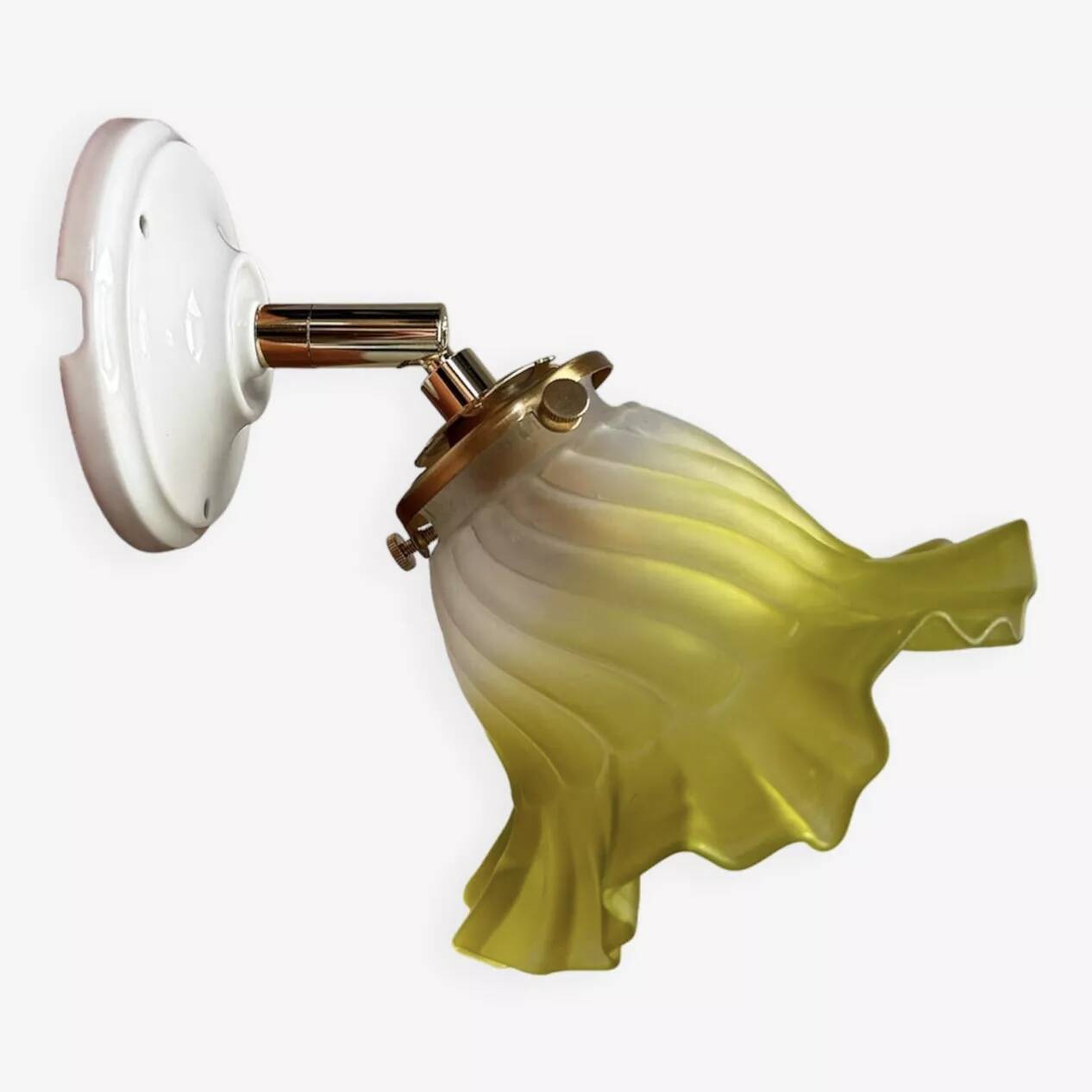 Vintage tilting wall lamp