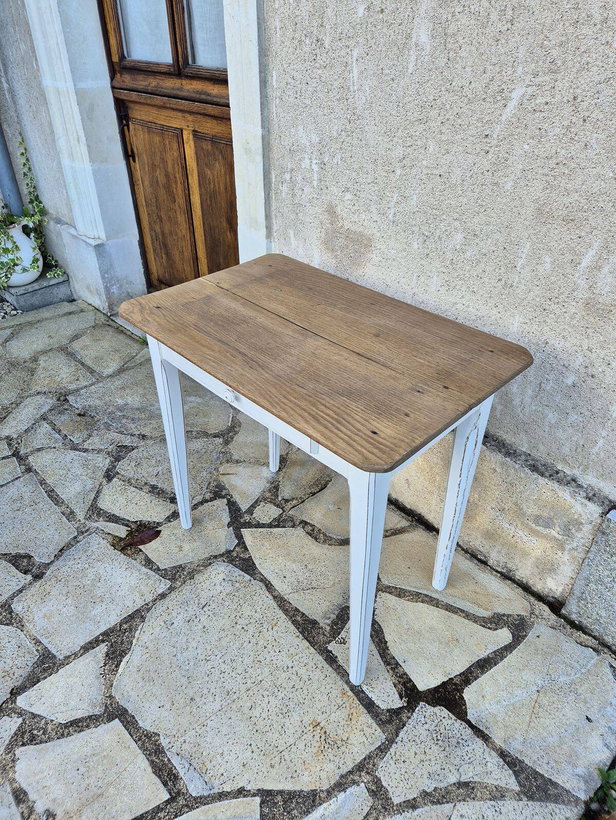 Table ancienne