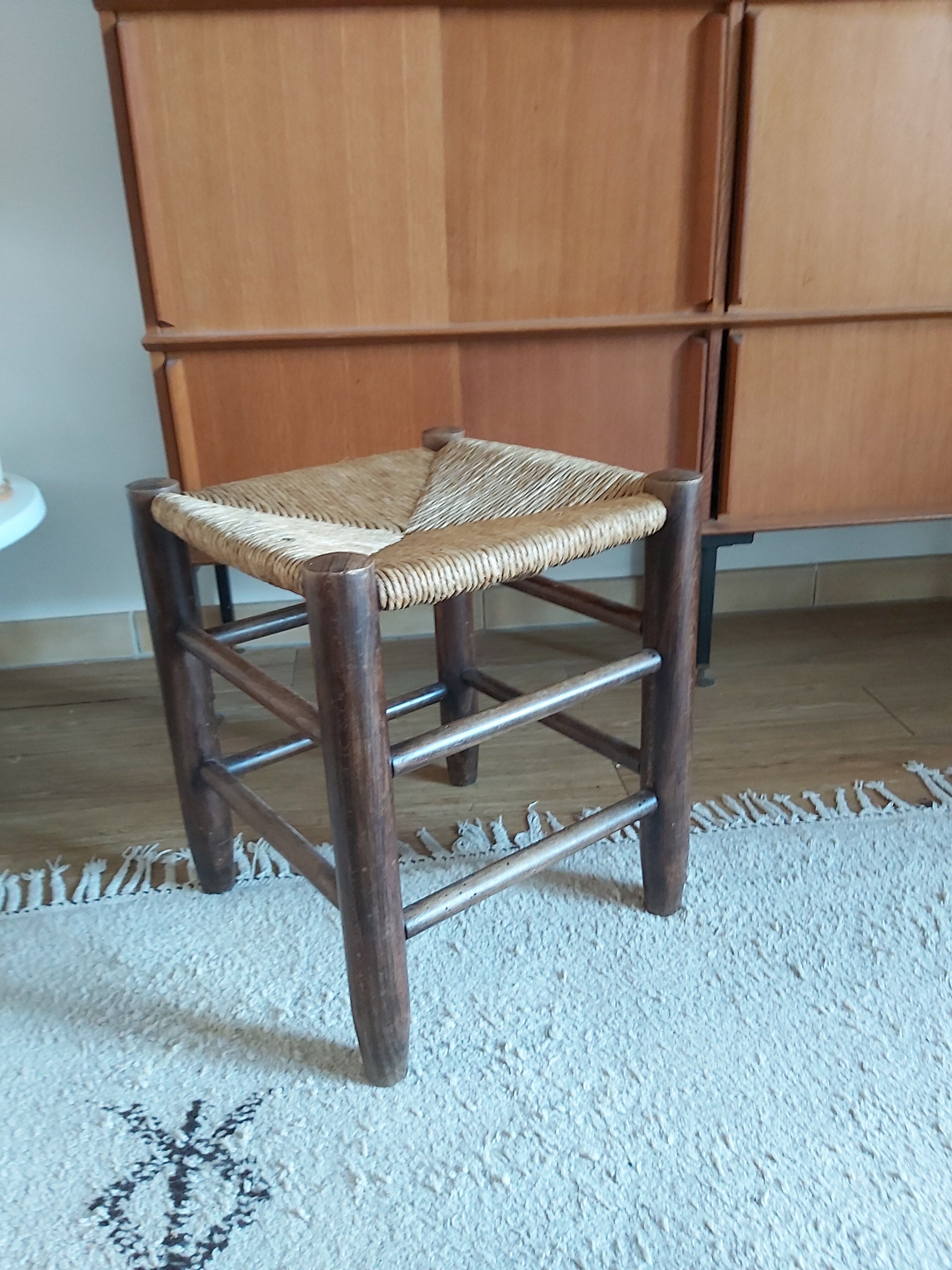 Wooden and vintage straw tabout